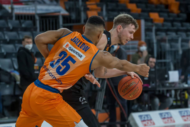 异的碰撞 异的碰撞