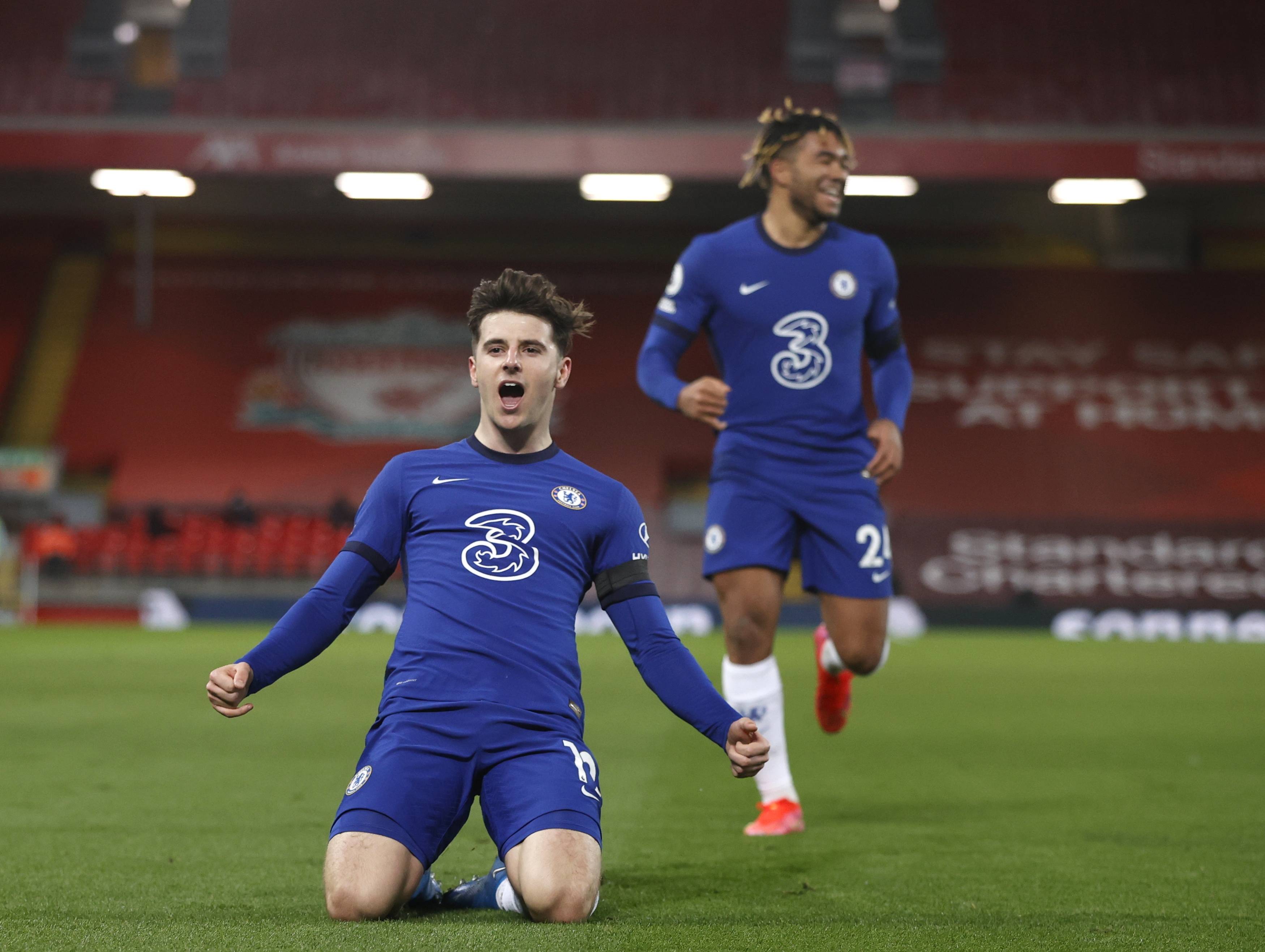 这更加凸显 这更加凸显